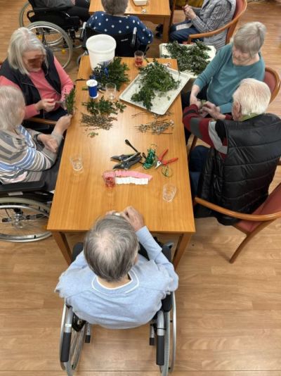 Osterkerze und Palmbuschen – Bild 1